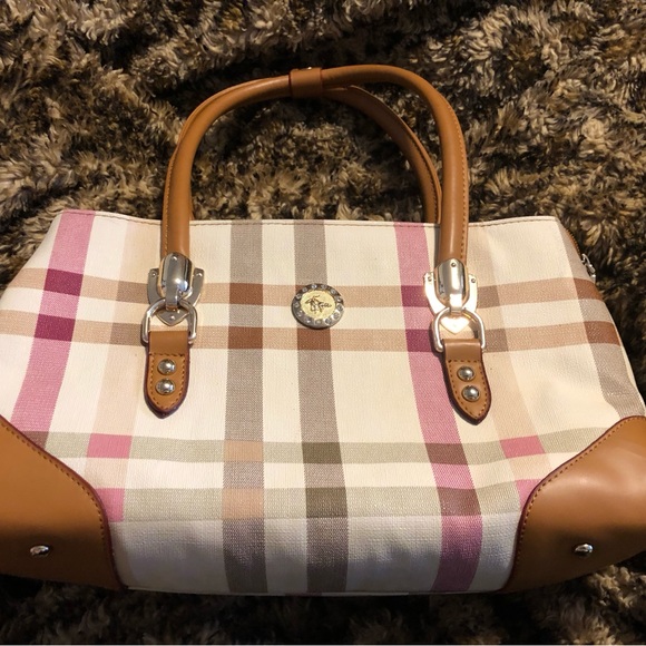 Polo Purse Fashionable & Classy, New/ Mint Condition inside and out. Beautiful! - Picture 6 of 6